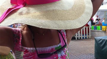 How A Disinterested Girl Bets On the Kentucky Derby