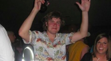 Dudes Doing Business With Guest WR Bolen: Instagram's Boss Move & Nike's White Flag