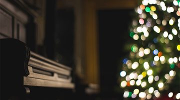 Things Girls Do After Graduation: Christmas